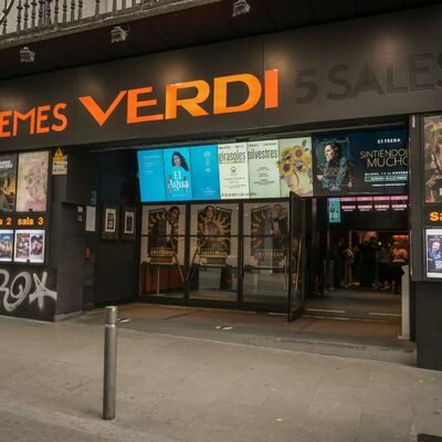 None_Cinemes Verdi a Barcelona_52487512602.jpg