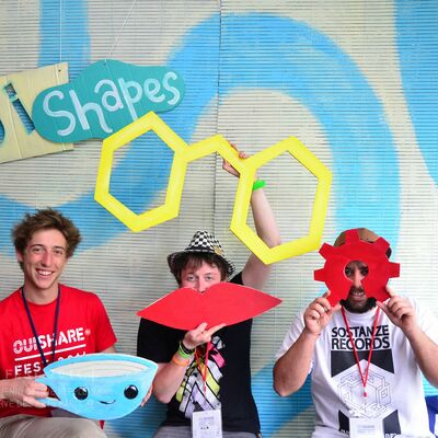 None_OuiShapes DAY 02 OuiShare Fest 2014_13984337640.jpg