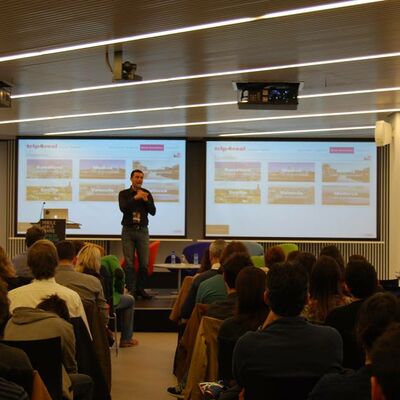 None_Albert Ca&ntilde;igueral intial speech_12684062483.jpg