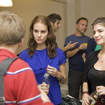 None_OuiShare Drinks Budapest #1_10795244095.jpg