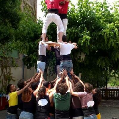 None_Great team work to get this "4 de 3 castell" done!_9175947897.jpg