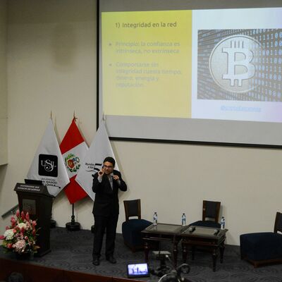 None_OS_BlockChain_USIL_042_37430048574.jpg
