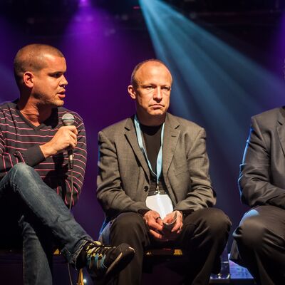None_OuiShareFest #1_8708932613.jpg